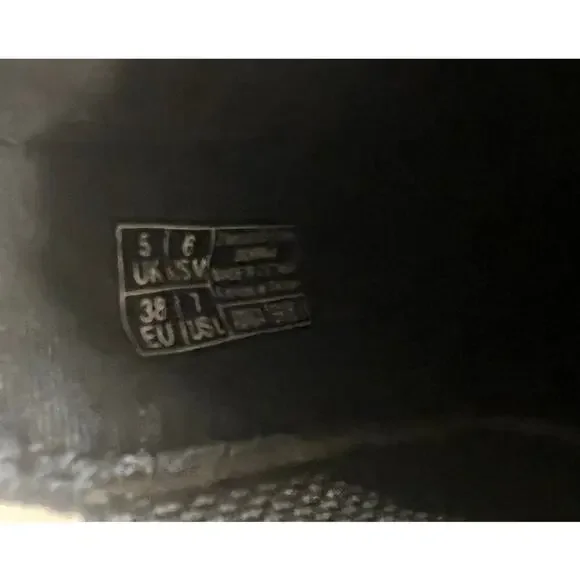 EUC Dr. Martens Dorian Chelsea Boots - Women's Size 7 (Men’s size 6) - Picture 5 of 9